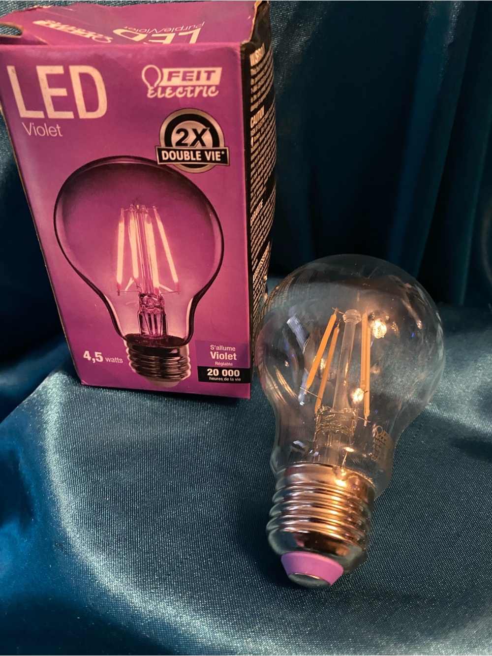 h.i.p. Multi-Color LED Bulb - Green Highlight - Picture 11 of 11